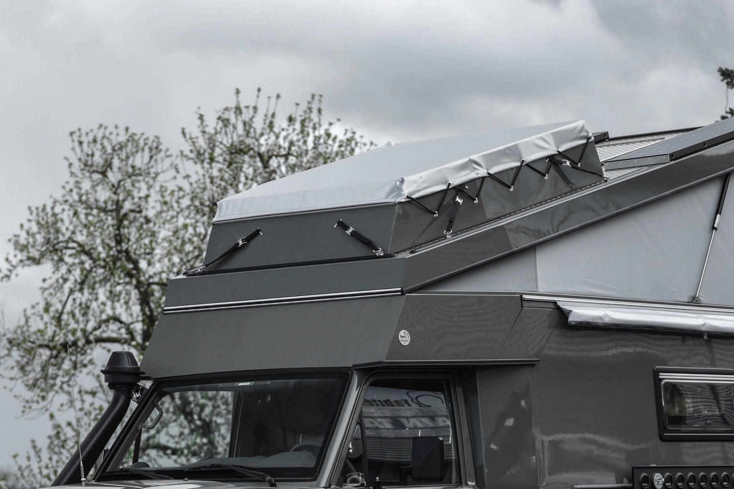 Dachbox auf Tom's Worldcruiser