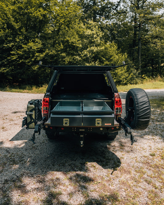 Schubladensystem in Ladefläche von Toyota Hilux