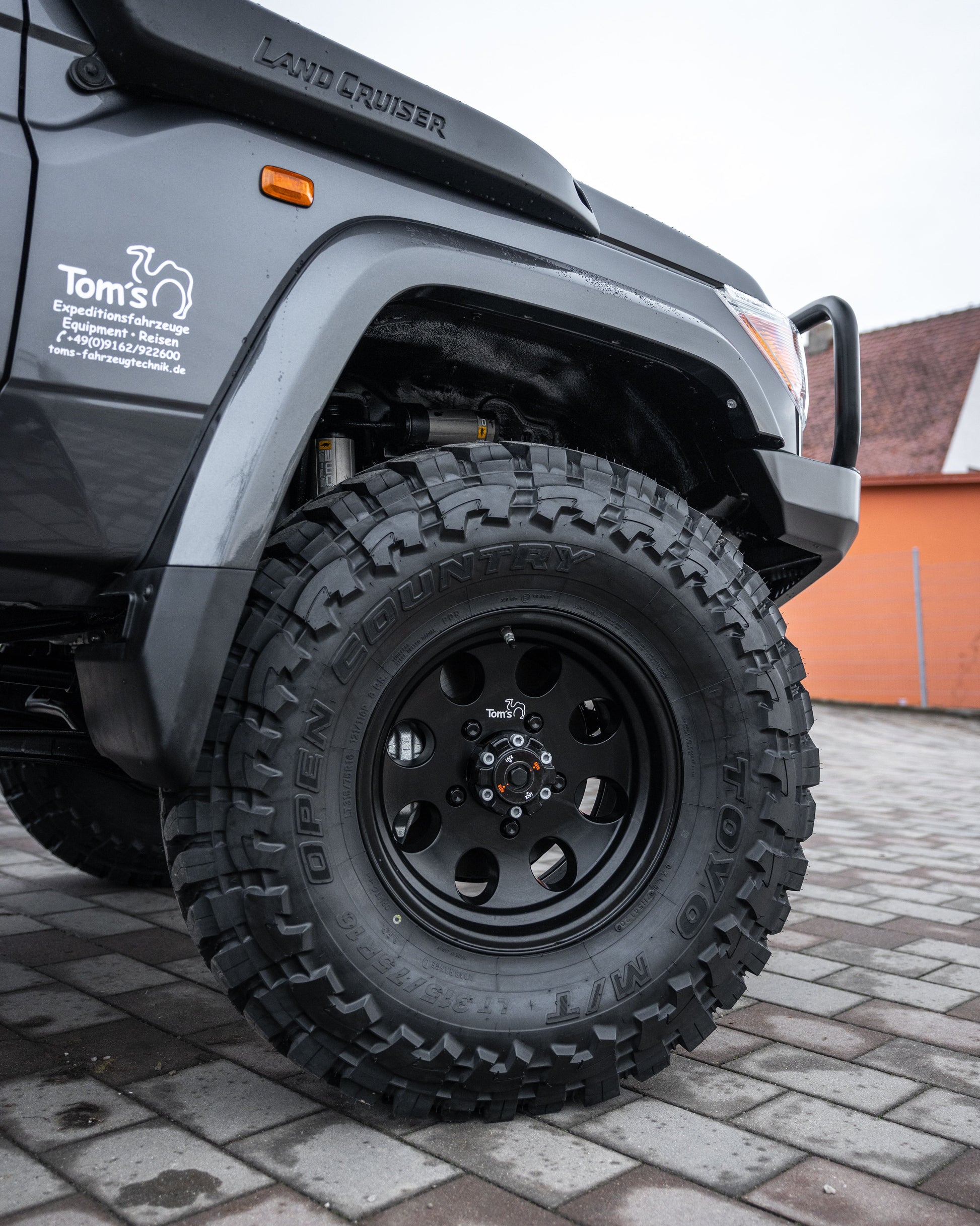 Tom's Felge auf Landcruiser J7