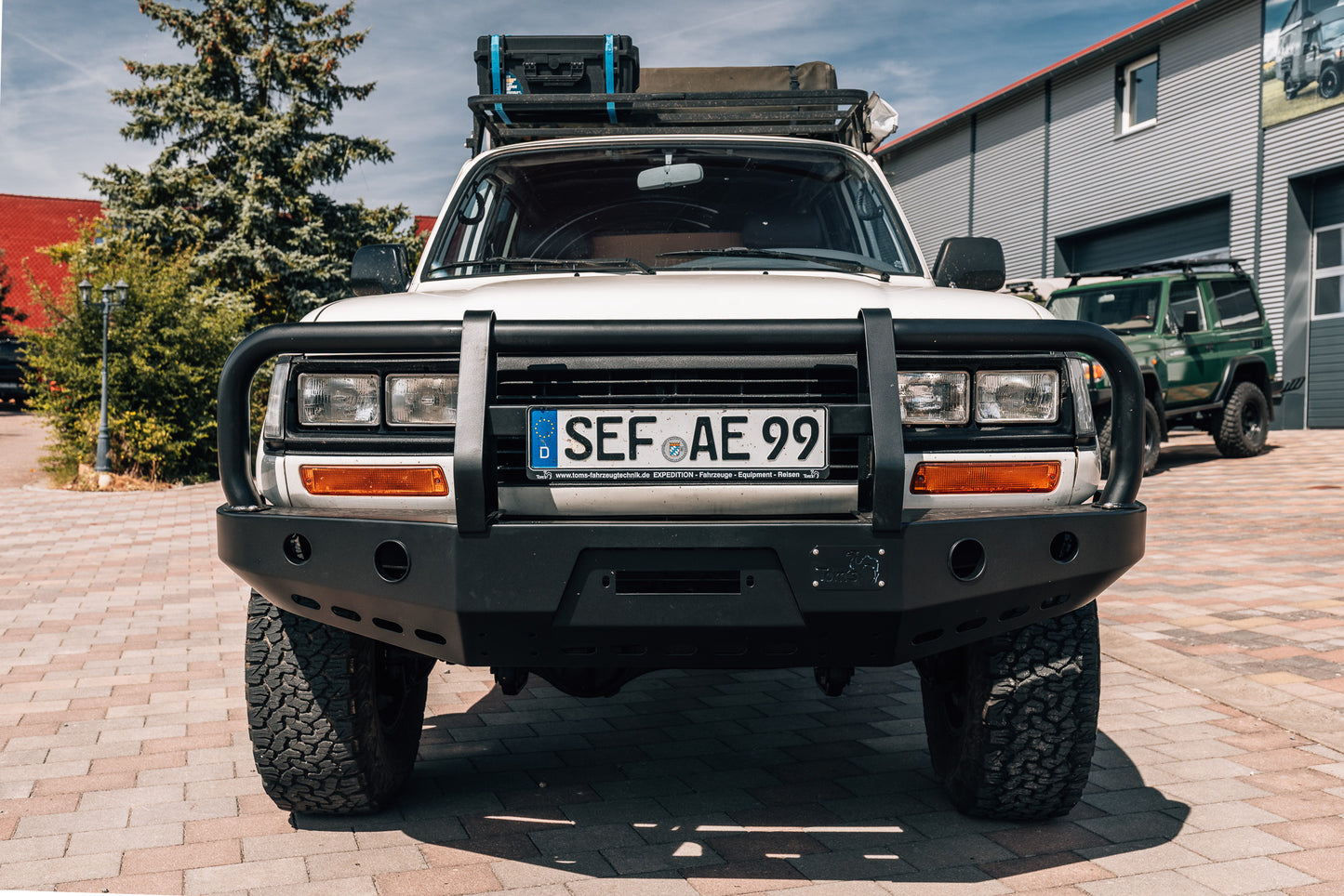 Windenstoßstange an Toyota J8