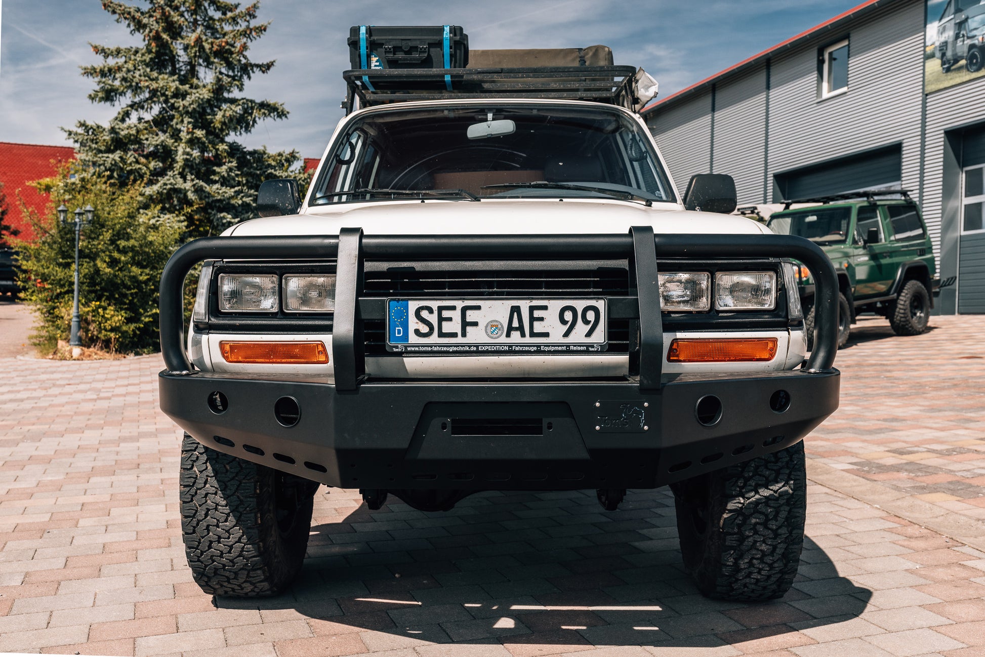 Windenstoßstange an Toyota J8