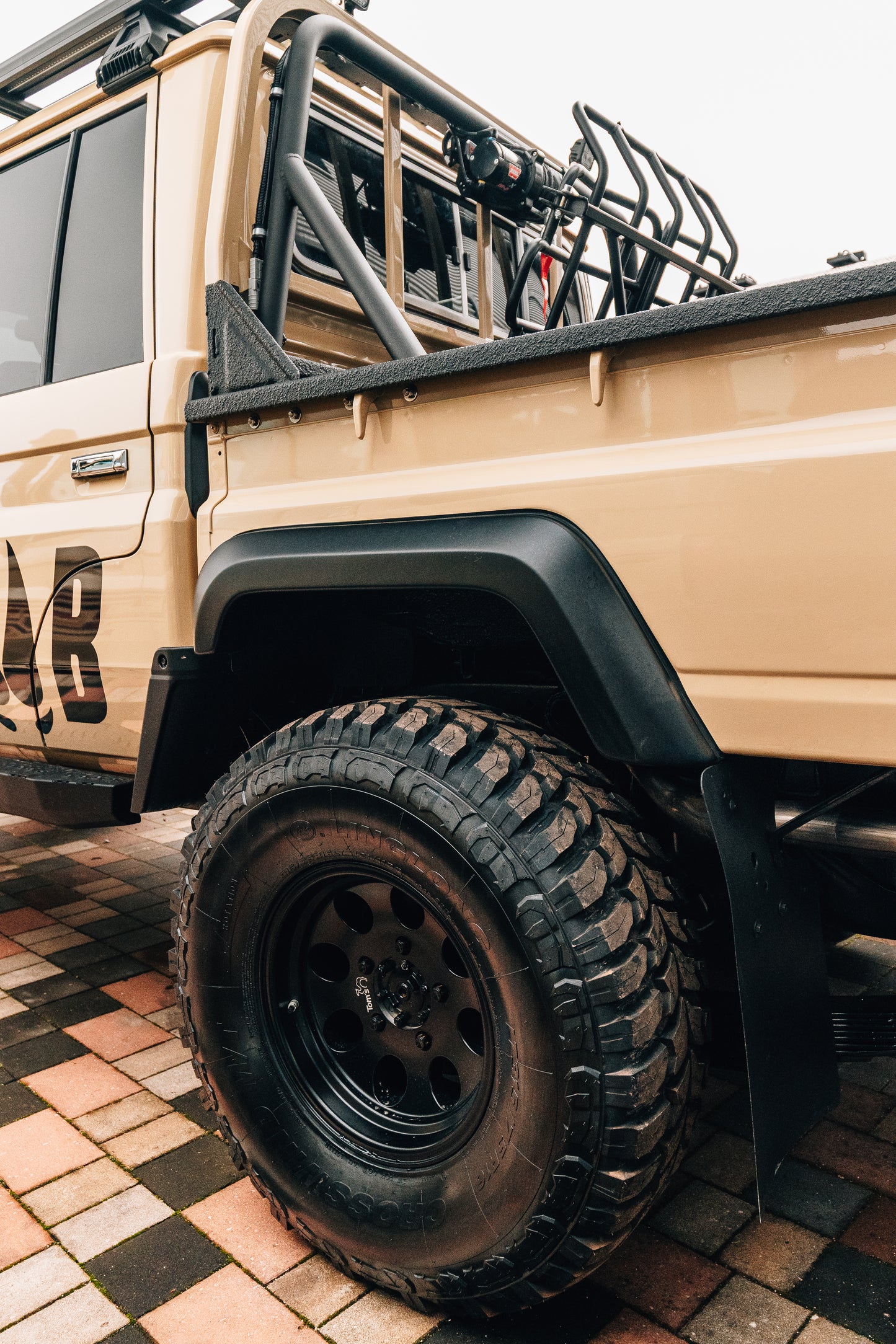 gfk verbreiterungen toyota landcruiser j7 